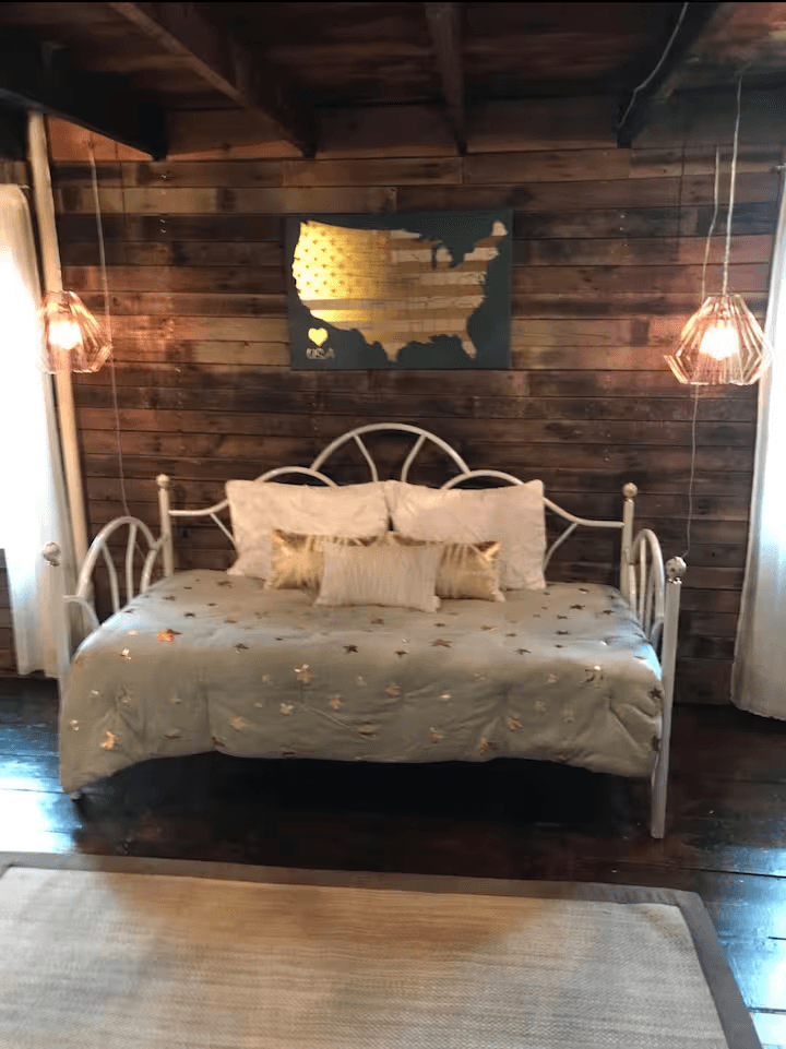 Day bed, single, second floor landing