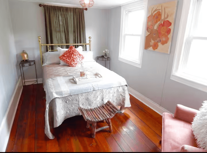 #3 of 4 Bedrooms, Full Bed